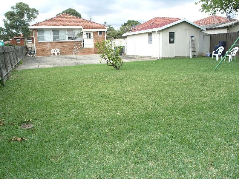 49 LAUMA AVENUE, Greenacre NSW 2190