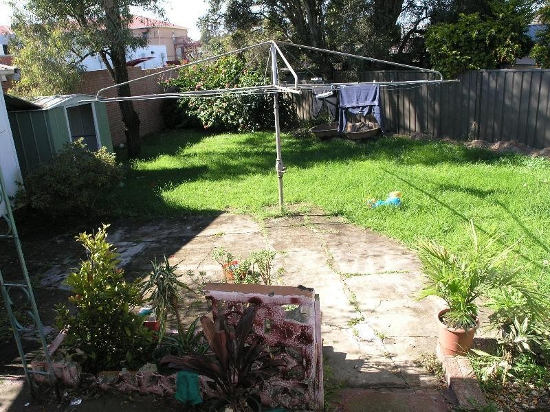 99 Hume Highway, Greenacre NSW 2190