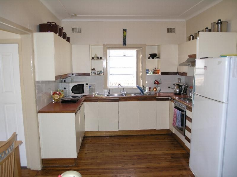 131 GREENACRE ROAD, Greenacre NSW 2190