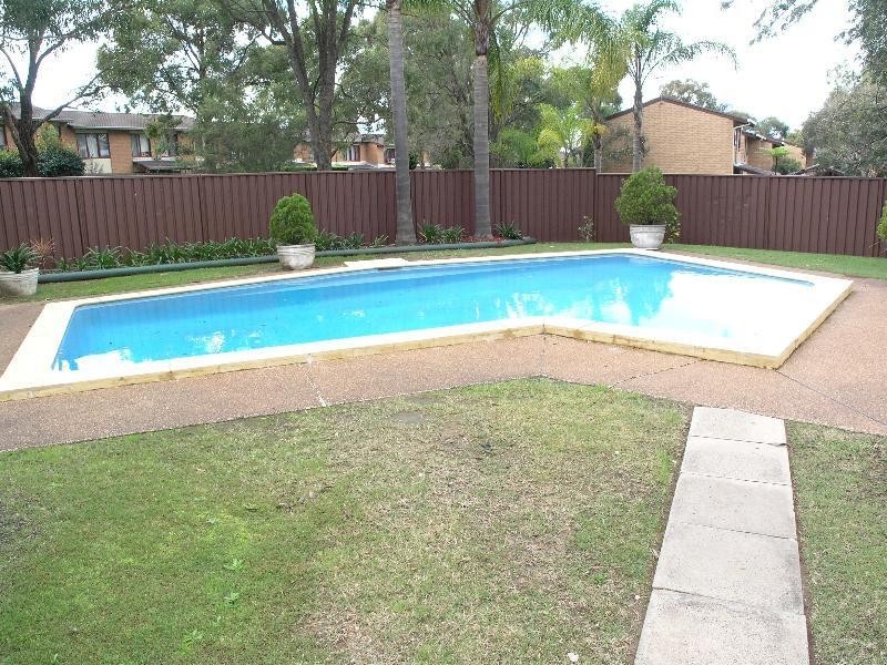 6/75 Chiswick Road, Greenacre NSW 2190