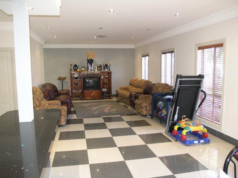 23 RENOWN AVENUE, Wiley Park NSW 2195