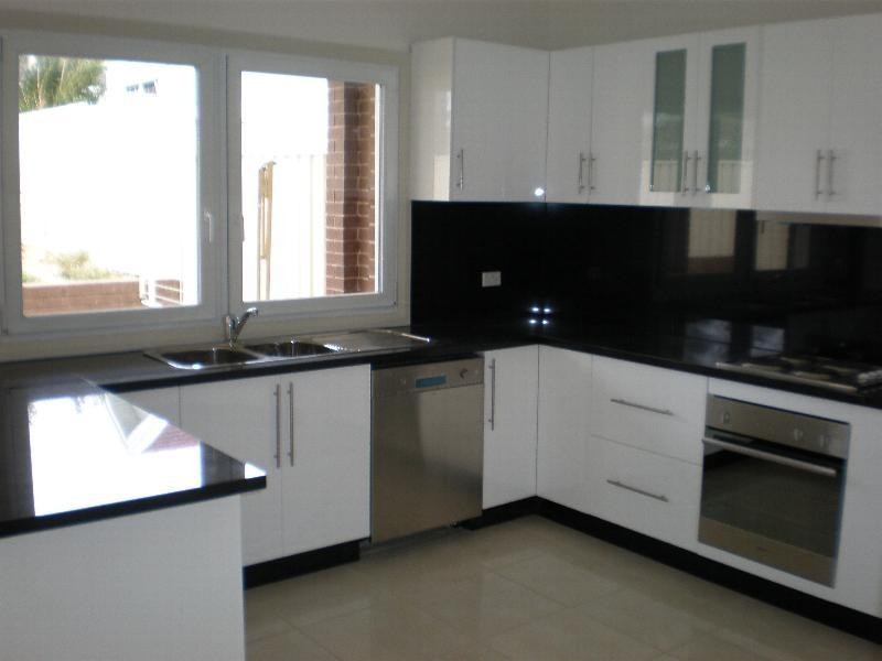 317 Waterloo Road, Greenacre NSW 2190