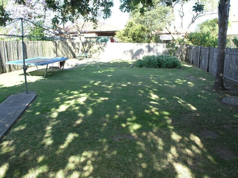 Greenacre NSW 2190