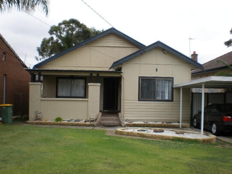 45 Greenacre Road, Greenacre NSW 2190