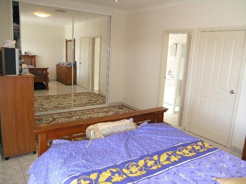 33 Buckland Street, Greenacre NSW 2190