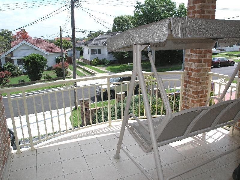 33 Buckland Street, Greenacre NSW 2190