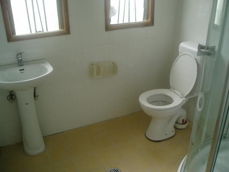 9 Hebe Street, Greenacre NSW 2190