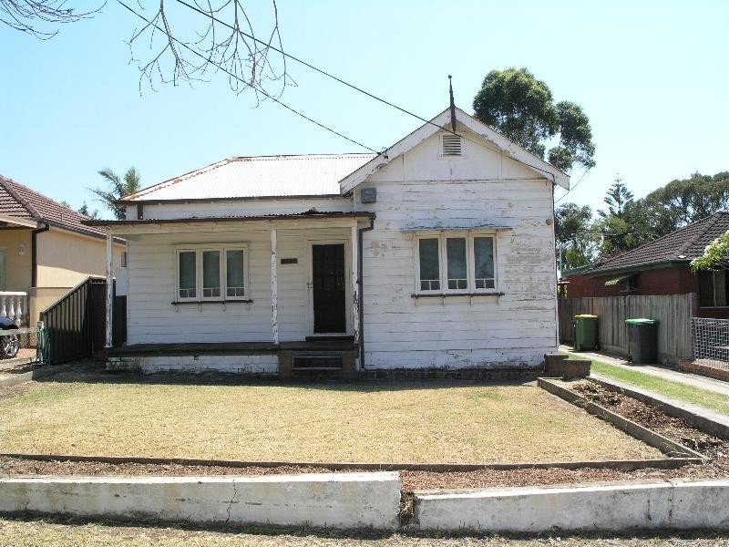 Greenacre NSW 2190