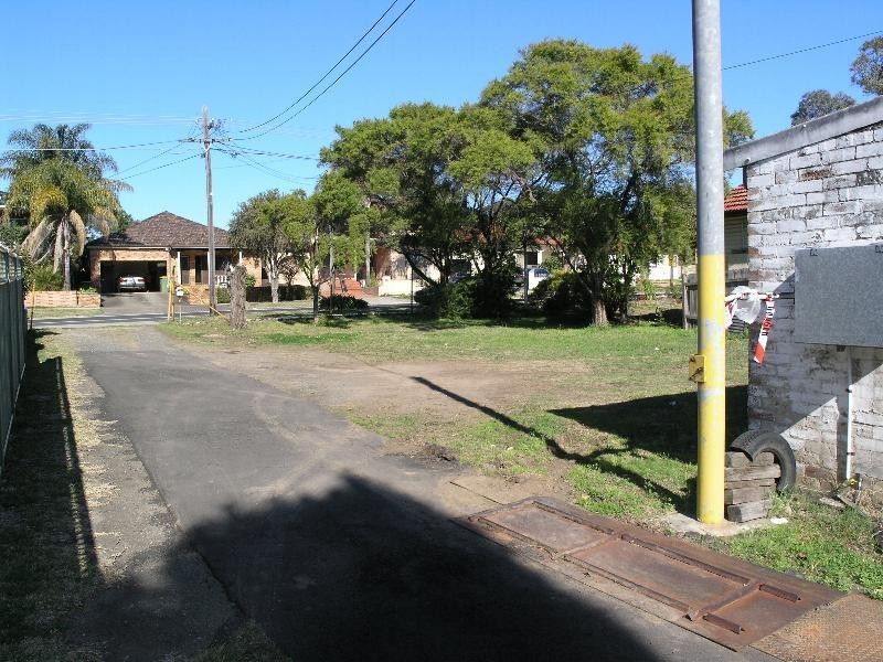 104 Rawson Road, Greenacre NSW 2190