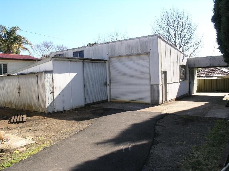 104 Rawson Road, Greenacre NSW 2190