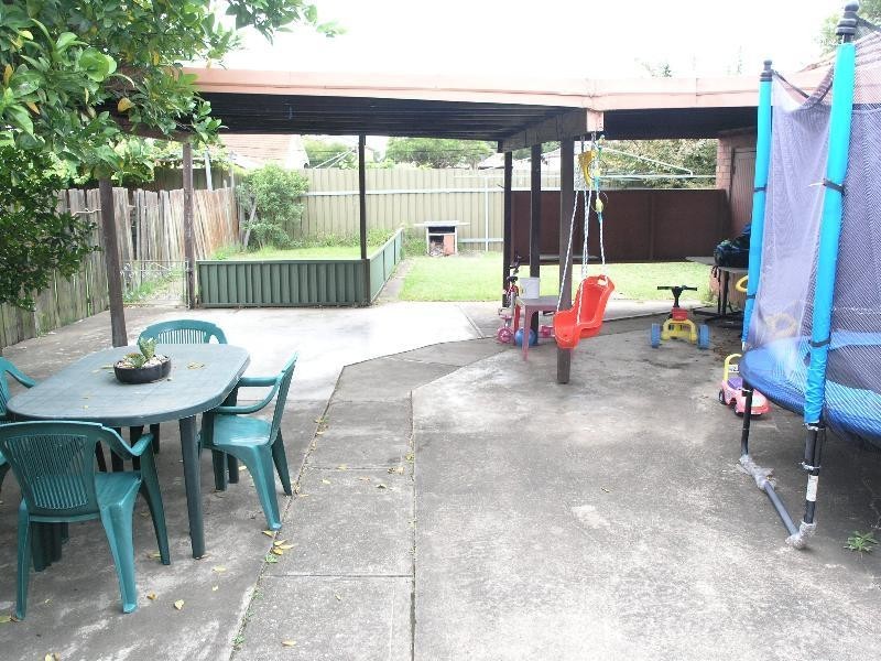 71 Mount Lewis Avenue, Punchbowl NSW 2196