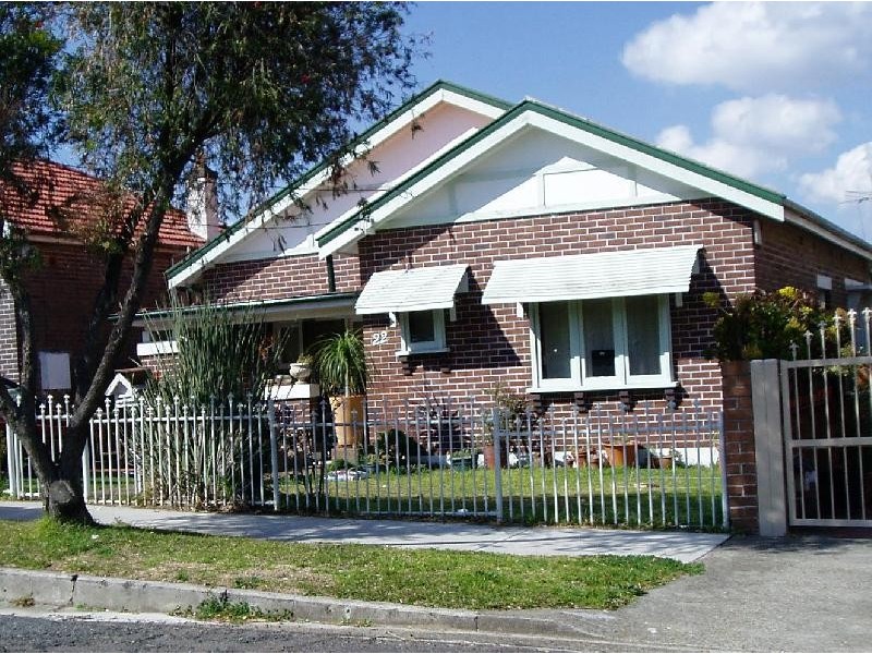 22 Beresford Avenue, Croydon Park NSW 2133