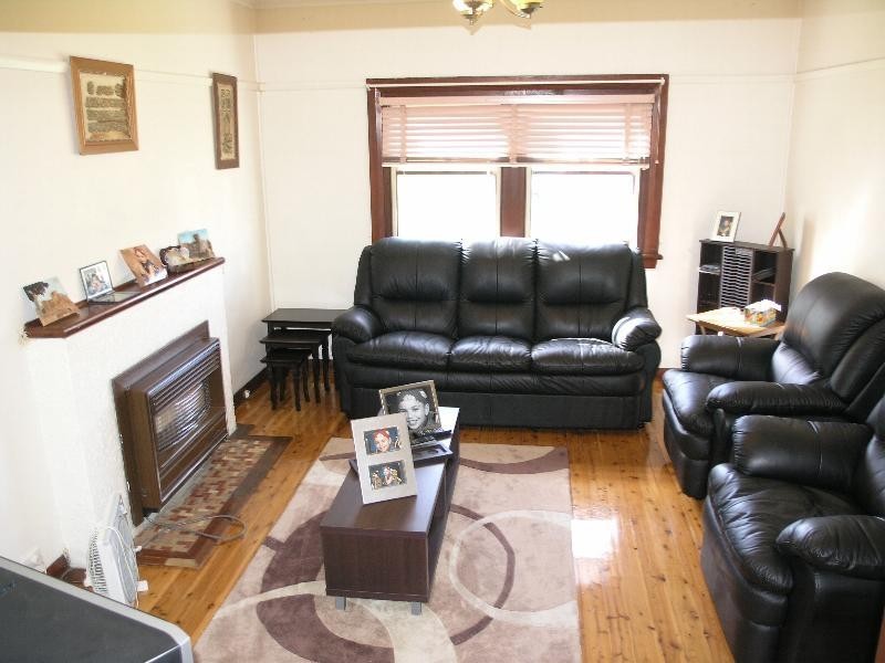 15 Buckland Street, Greenacre NSW 2190