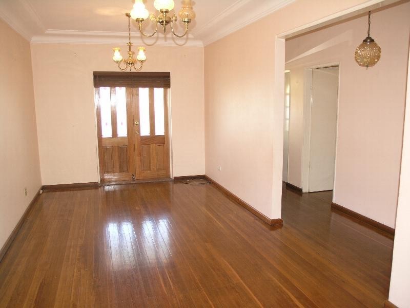 Mount Lewis NSW 2190