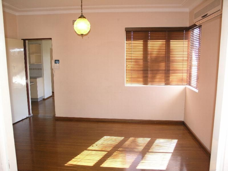 Mount Lewis NSW 2190