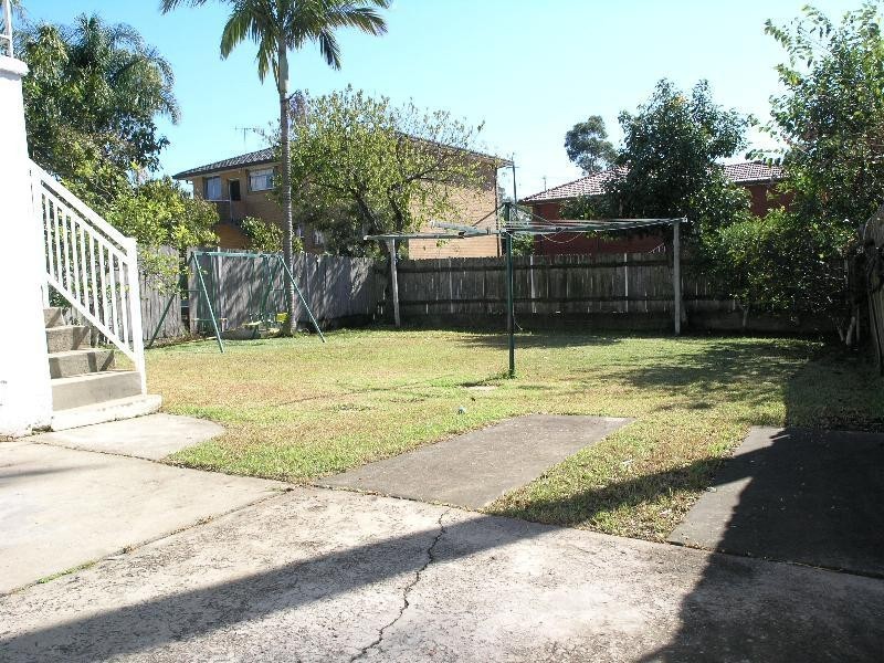 Mount Lewis NSW 2190