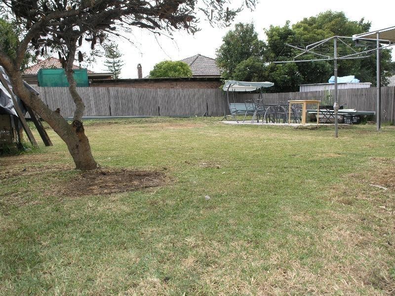 Greenacre NSW 2190