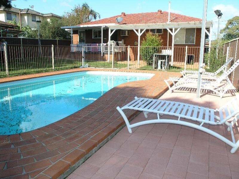 Greenacre NSW 2190