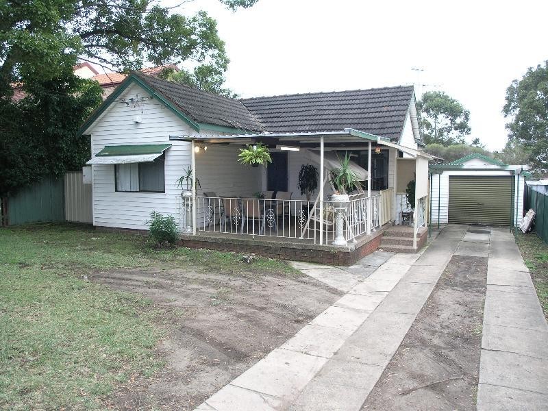 201 Juno Parade, Greenacre NSW 2190