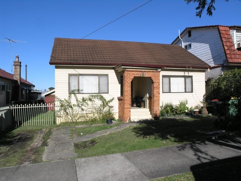 76 Old Kent Road, Mount Lewis NSW 2190
