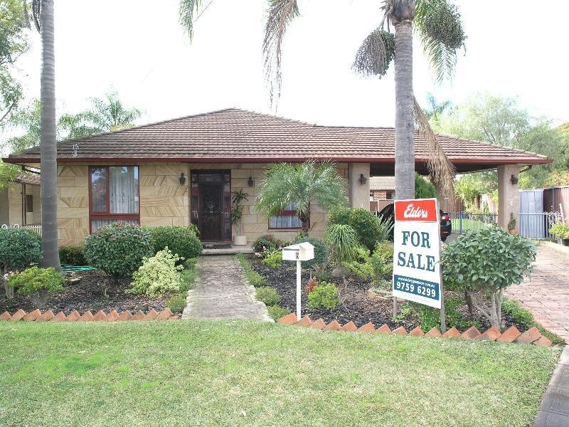 8 Welch Avenue, Greenacre NSW 2190