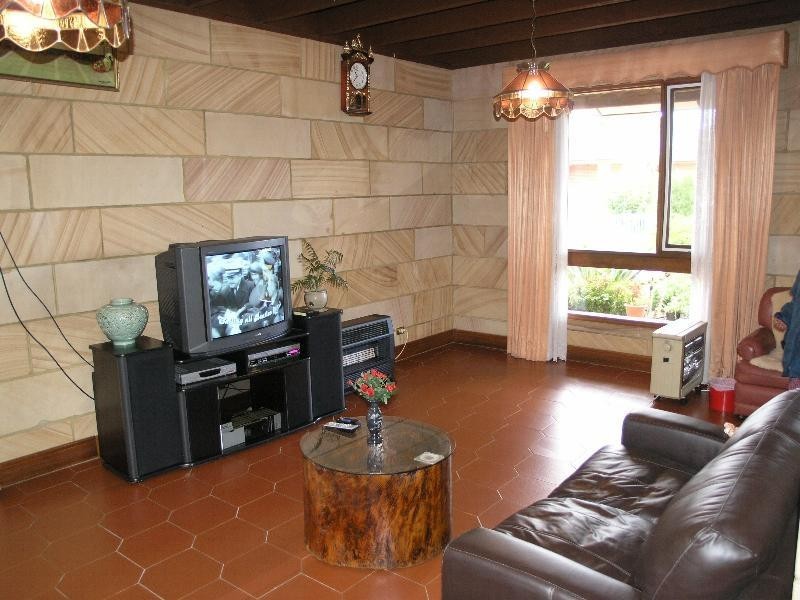 8 Welch Avenue, Greenacre NSW 2190