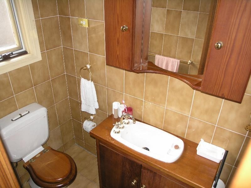 8 Welch Avenue, Greenacre NSW 2190