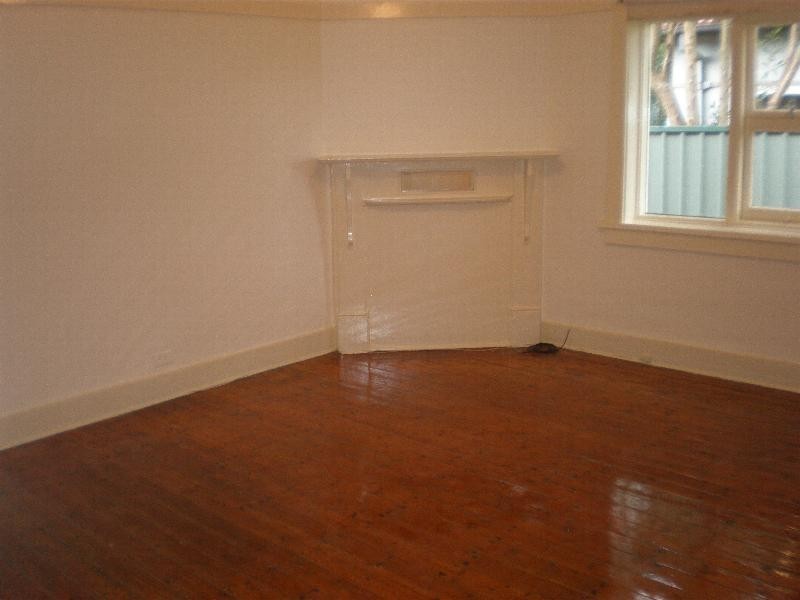 27 Juno Parade, Greenacre NSW 2190