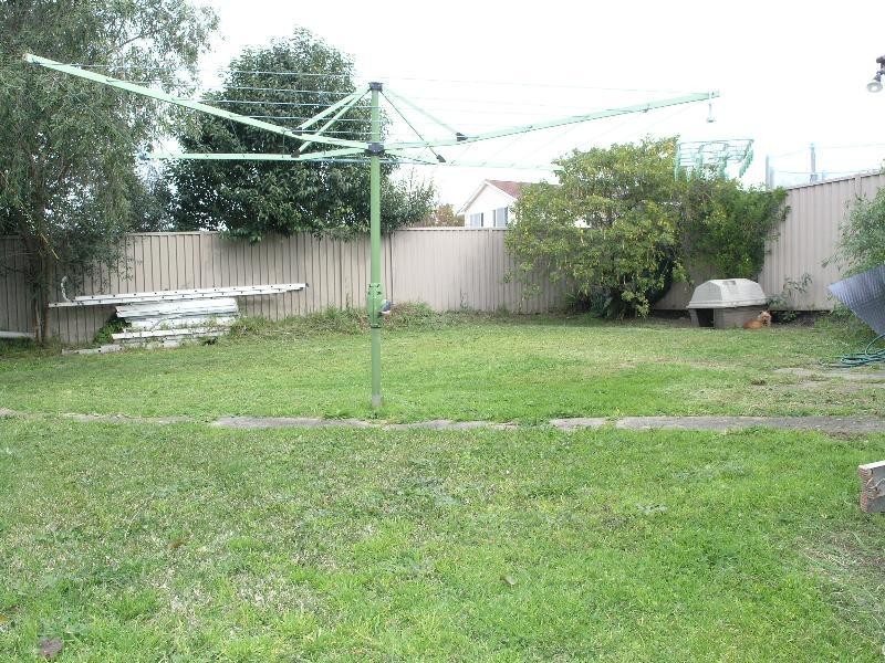 9 Buckland Street, Greenacre NSW 2190