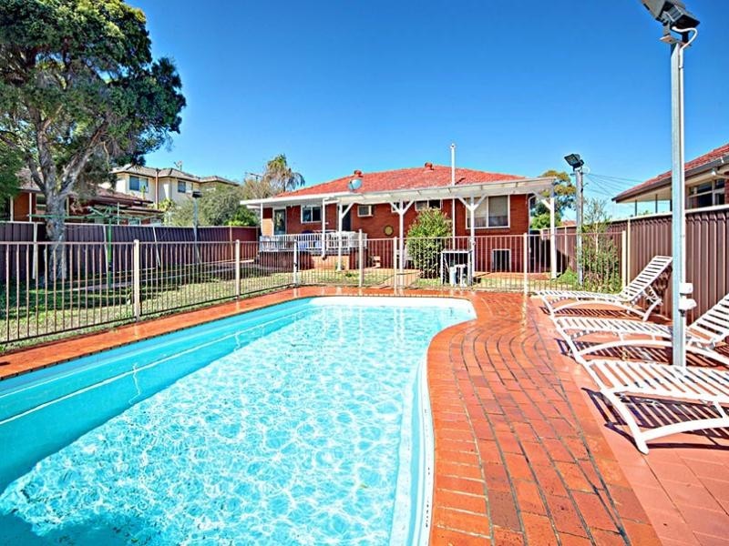 12 Reid Avenue, Greenacre NSW 2190