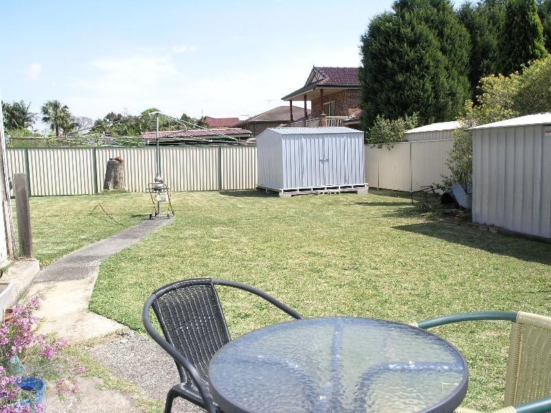 64 Noble Avenue, Greenacre NSW 2190