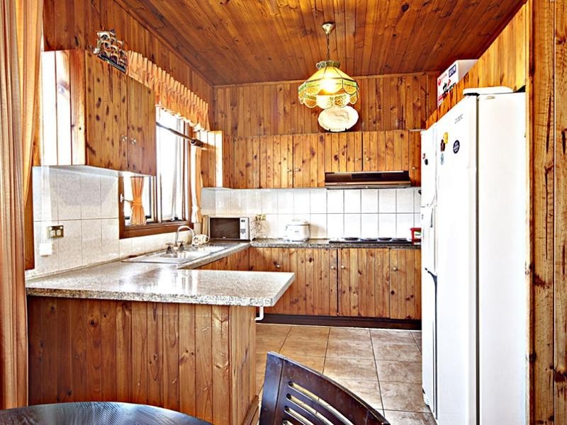 8 Welch Ave, Greenacre NSW 2190