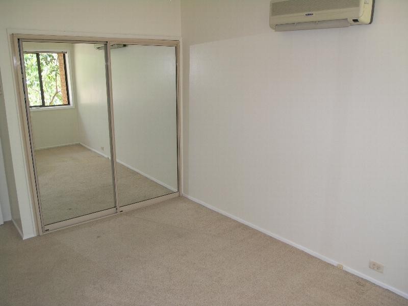 8/37-41 Boronia Road, Greenacre NSW 2190