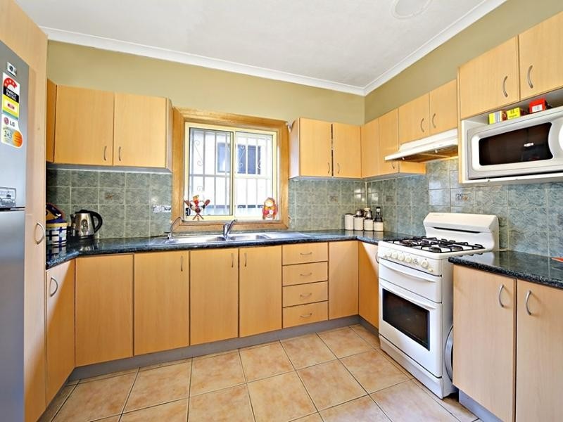 9 Mimosa Road, Greenacre NSW 2190