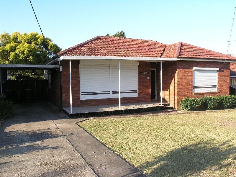 36 Riga Avenue, Greenacre NSW 2190