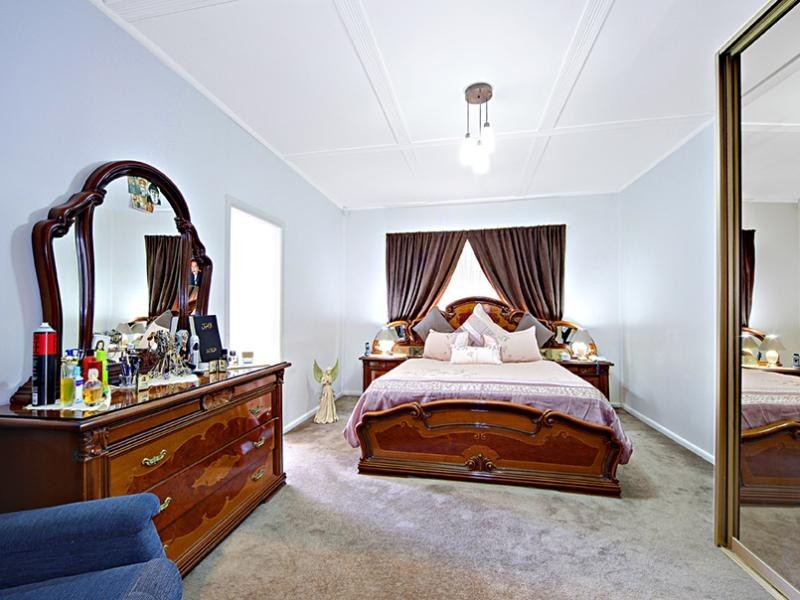 90 Boronia Road, Greenacre NSW 2190