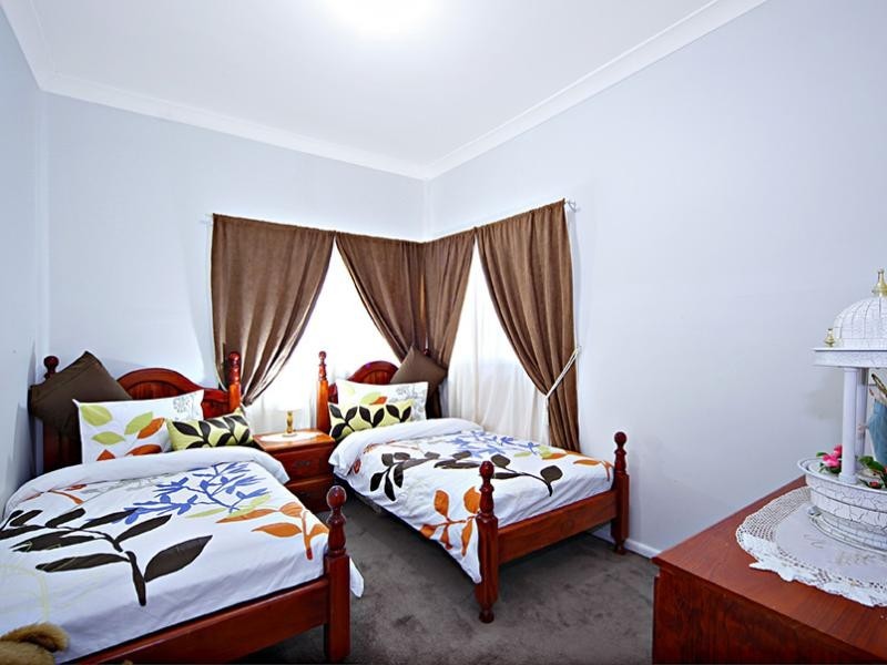 90 Boronia Road, Greenacre NSW 2190