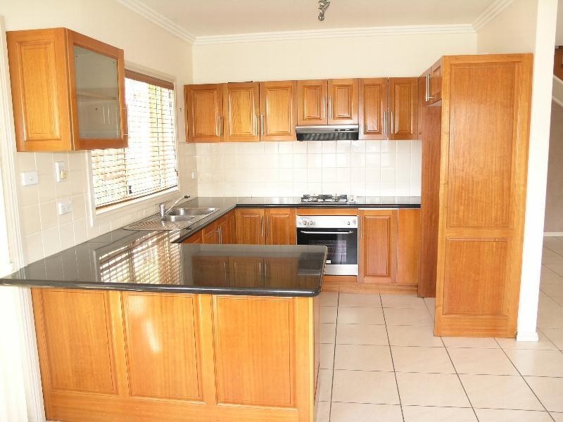 1/14 Napoleon Road, Greenacre NSW 2190