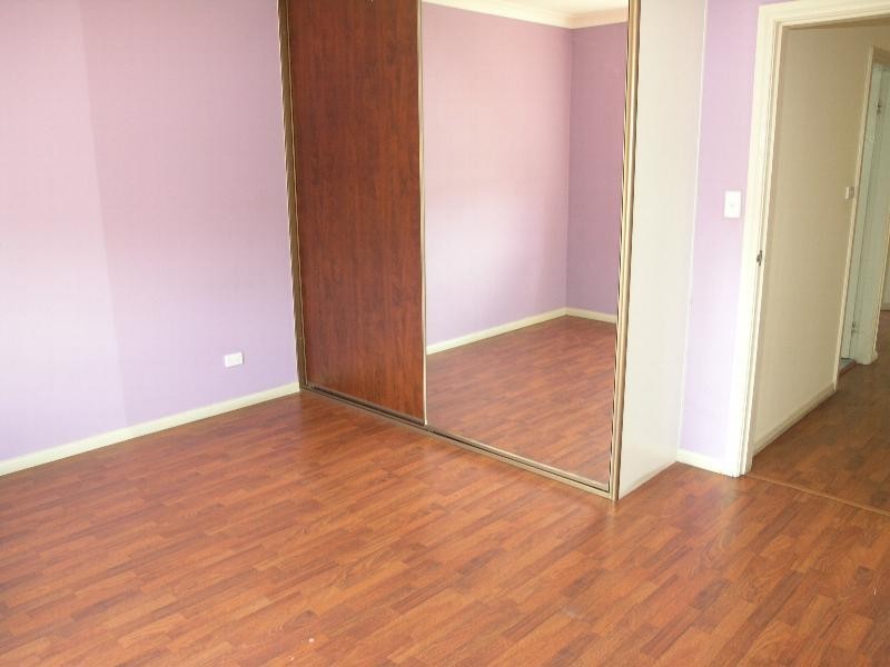 1/14 Napoleon Road, Greenacre NSW 2190