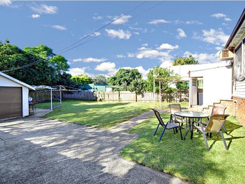 211 Wangee Road, Greenacre NSW 2190