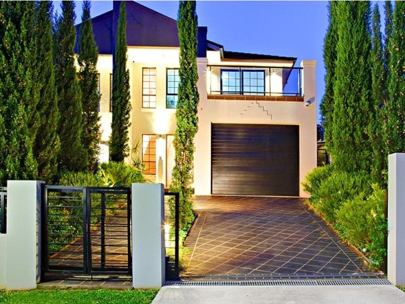 12 Harold Street, Greenacre NSW 2190