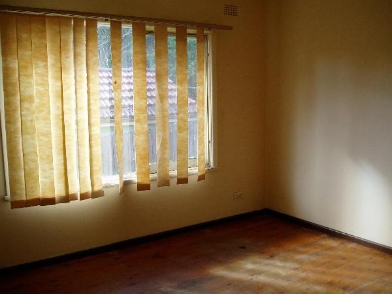 3 Lamson Place, Greenacre NSW 2190