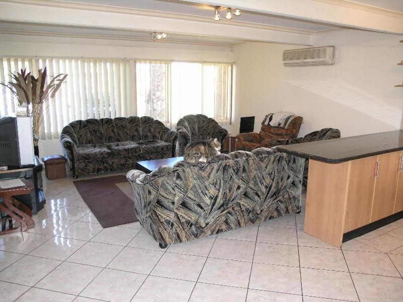 14 Altona Place, Greenacre NSW 2190