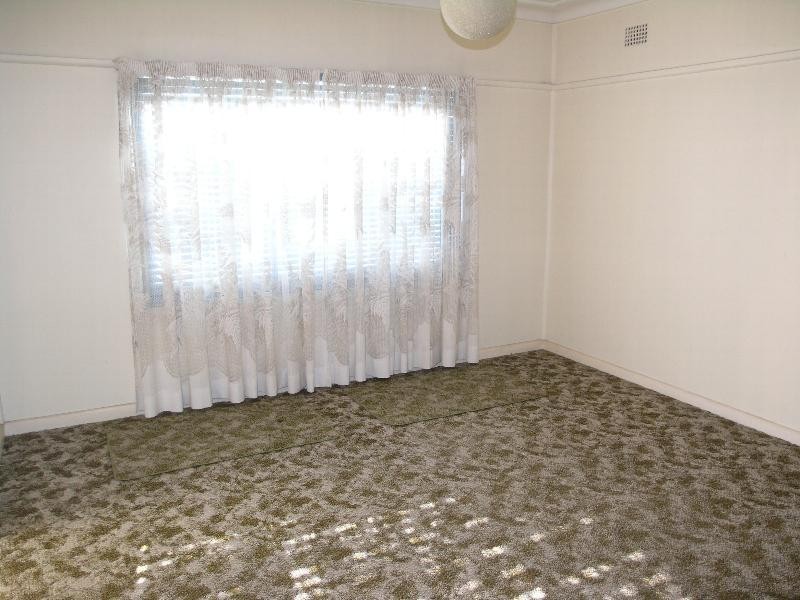 23 Ivy Street, Greenacre NSW 2190