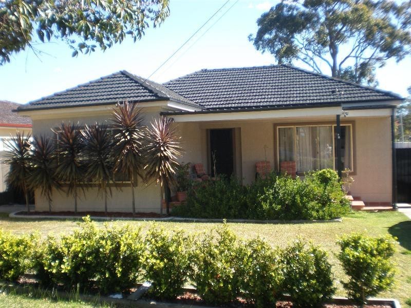 76 Hillcrest Avenue, Greenacre NSW 2190