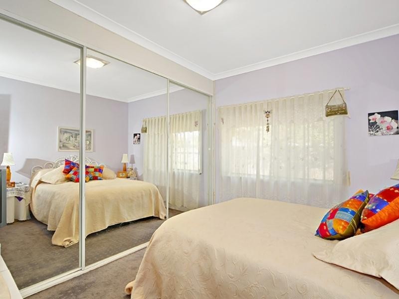 207 Juno Parade, Greenacre NSW 2190