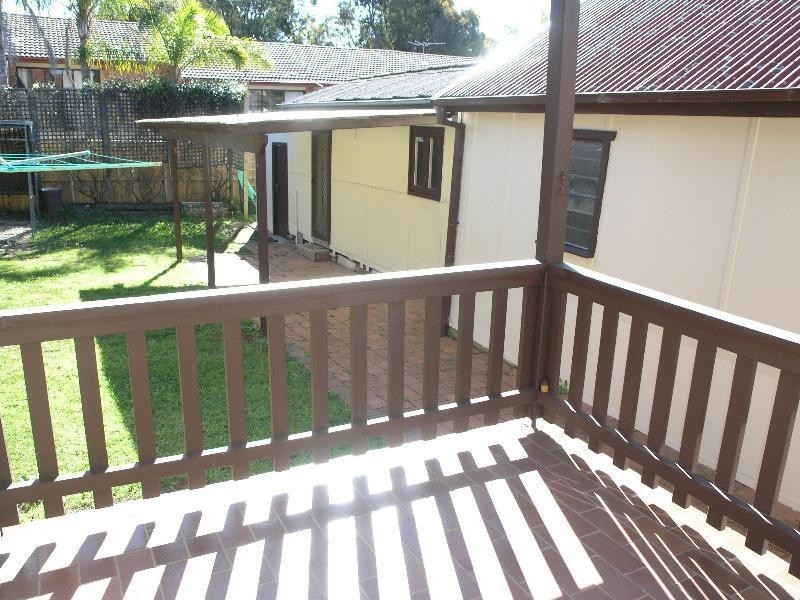 132 Hillcrest Ave, Greenacre NSW 2190