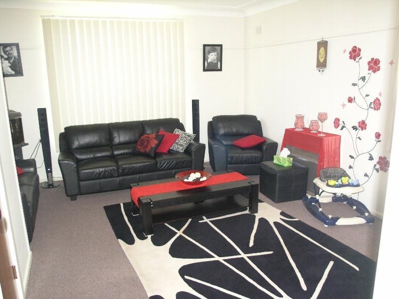 31 Hebe Street, Greenacre NSW 2190