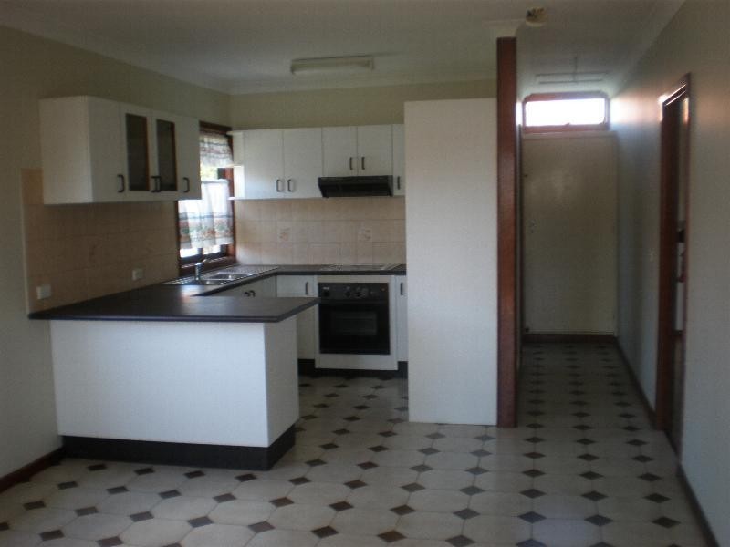 2/29 Beauchamp Street, Punchbowl NSW 2460