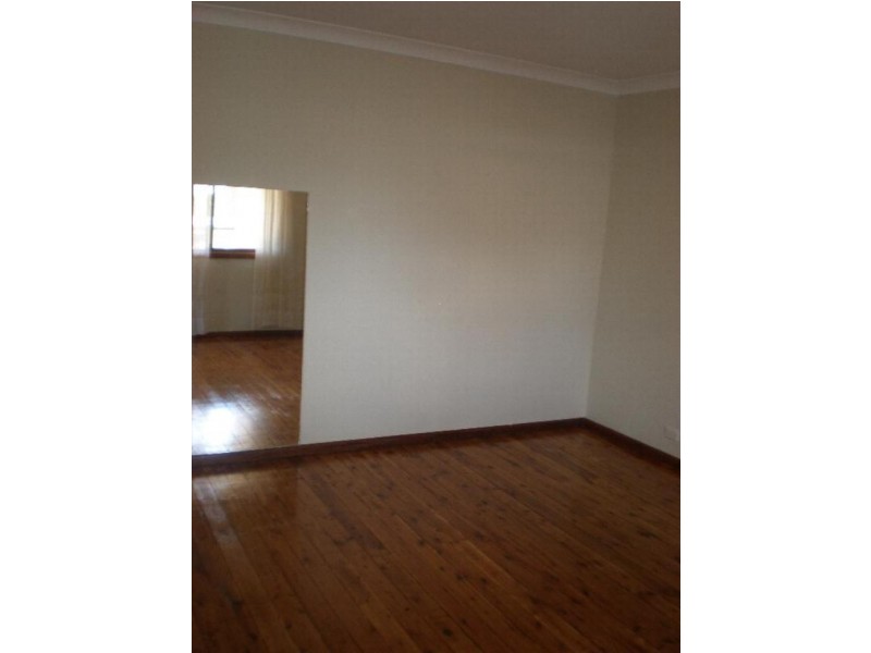 2/29 Beauchamp Street, Punchbowl NSW 2460